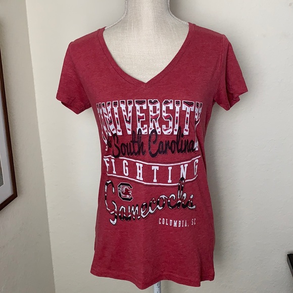 University of South Carolina Fighting Gamecocks V-Neck Tee Size XL (Runs Small) - Picture 7 of 13